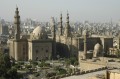 Kairó, a bíbor rózsa varázslata - A Hasszán (balra) és az ar-Rafai mecset (jobbra)